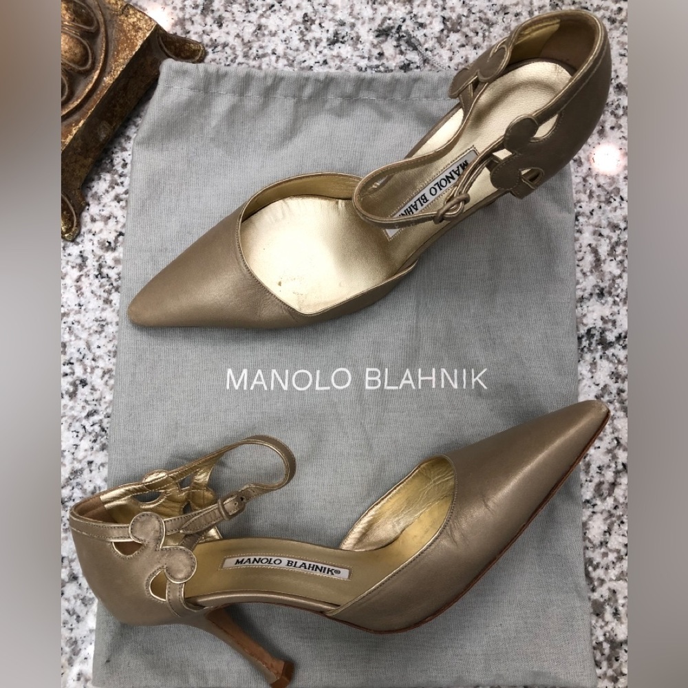 Vintage Manolo Blahnik Heels ✨